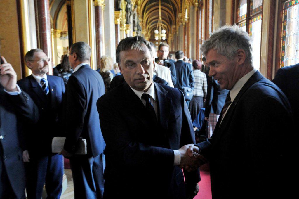 Polt Péter legfőbb ügyész gratulál Orbán Viktor miniszterelnöknek
