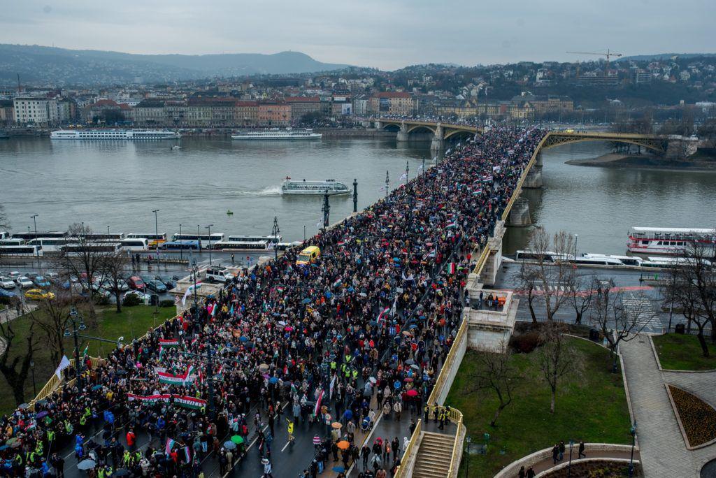Békemenet a Margit hídon 2018. március 15-én 