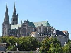 A legelső gótikus katedrális, a Chartres-ban emelkedő Miasszonyunk templom.